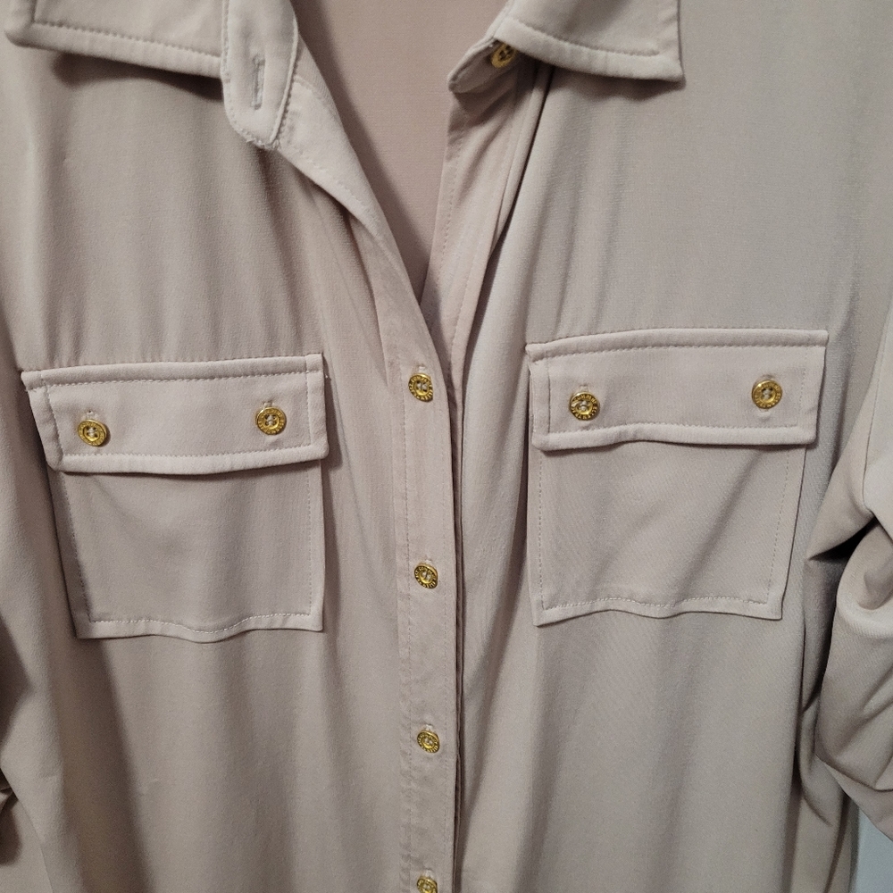 Blouse - Picture 2 of 5